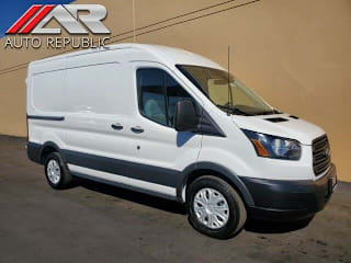 2018 Ford Transit Cargo 1FTYE1CM2JKA23410 2018 Ford Transit Cargo