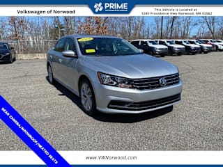 2018 Volkswagen Passat 2.0T SE 1VWBA7A3XJC016050 2018 Volkswagen Passat 2.0T SE