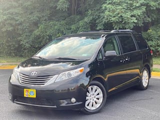 2012 Toyota Sienna XLE 7-Passenger 5TDDK3DC2CS031317 2012 Toyota Sienna XLE 7-Passenger