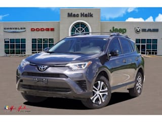 2017 Toyota RAV4 LE JTMZFREV3HJ133050 2017 Toyota RAV4 LE
