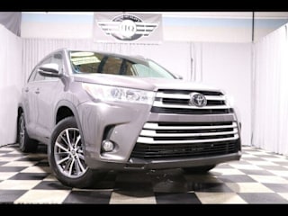 2019 Toyota Highlander 5TDJZRFH7KS943806 2019 Toyota Highlander