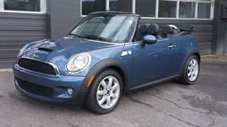 2010 MINI Cooper S WMWMS3C5XATZ85604 2010 MINI Cooper S