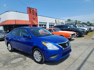 2017 Nissan Versa 1.6 SV 3N1CN7AP2HL888383 2017 Nissan Versa 1.6 SV