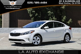 2018 Kia Forte 3KPFK4A76JE215222 2018 Kia Forte