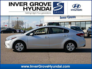 2017 Kia Forte LX 3KPFK4A71HE050285 2017 Kia Forte LX