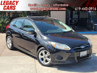 2013 Ford Focus SE 1FADP3K22DL335249 2013 Ford Focus SE