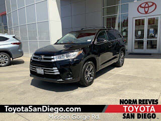 2018 Toyota Highlander LE 5TDZARFH7JS040189 2018 Toyota Highlander LE
