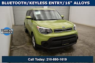 2017 Kia Soul Base KNDJN2A21H7883661 2017 Kia Soul Base