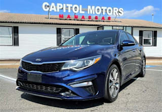 2019 Kia Optima S 5XXGT4L34KG285659 2019 Kia Optima S