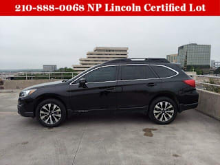 2017 Subaru Outback 3.6R Limited 4S4BSENC2H3344874 2017 Subaru Outback 3.6R Limited