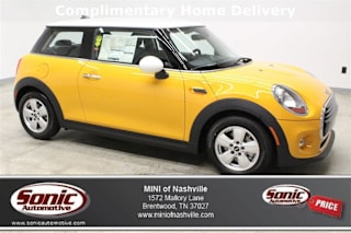 2017 MINI Cooper Cooper WMWXP5C52H3B77772 2017 MINI Cooper Cooper