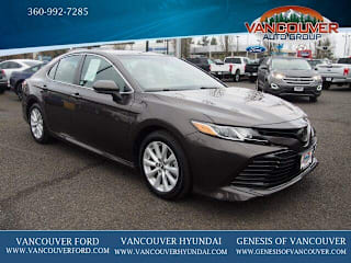 2018 Toyota Camry LE 4T1B11HK2JU614362 2018 Toyota Camry LE
