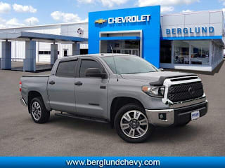 2018 Toyota Tundra SR5 5TFDY5F14JX732311 2018 Toyota Tundra SR5
