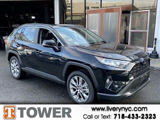 2021 Toyota RAV4 XLE Premium 2T3A1RFV4MW173109 2021 Toyota RAV4 XLE Premium