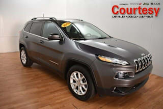 2016 Jeep Cherokee Latitude 1C4PJMCS1GW105668 2016 Jeep Cherokee Latitude