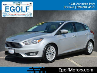 2017 Ford Focus Titanium 1FADP3N26HL291483 2017 Ford Focus Titanium