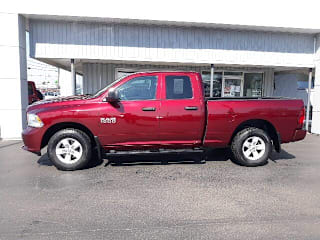 2018 Ram Pickup 1500 1C6RR7FG1JS190060 2018 Ram Pickup 1500