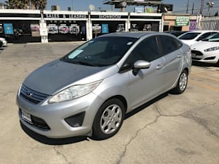 2012 Ford Fiesta SE 3FADP4BJ8CM135082 2012 Ford Fiesta SE