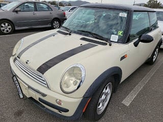 2004 MINI Cooper Base WMWRC33474TC49219 2004 MINI Cooper Base