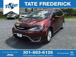 2019 Chrysler Pacifica Touring L 2C4RC1BG1KR523776 2019 Chrysler Pacifica Touring L
