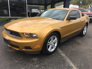 2010 Ford Mustang V6 1ZVBP8AN7A5137791 2010 Ford Mustang V6