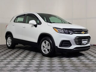 2018 Chevrolet Trax LS KL7CJNSBXJB699890 2018 Chevrolet Trax LS