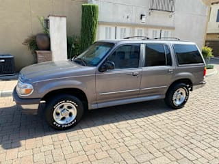 1997 Ford Explorer XLT 1FMDU32X3VZC34360 1997 Ford Explorer XLT