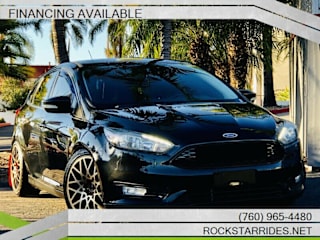 2015 Ford Focus SE 1FADP3K27FL363910 2015 Ford Focus SE