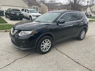 2015 Nissan Rogue S KNMAT2MV0FP516923 2015 Nissan Rogue S