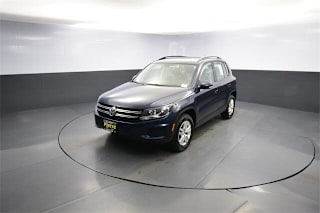 2016 Volkswagen Tiguan WVGBV7AX0GW580769 2016 Volkswagen Tiguan