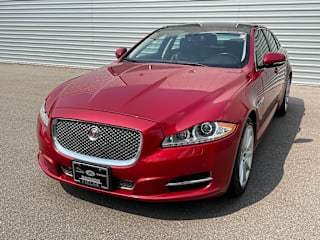 2014 Jaguar XJ Base SAJWJ1CD0E8V71056 2014 Jaguar XJ Base