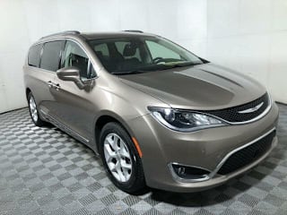 2018 Chrysler Pacifica Touring L Plus 2C4RC1EG9JR112670 2018 Chrysler Pacifica Touring L Plus