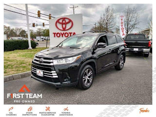 2018 Toyota Highlander LE 5TDBZRFH4JS495317 2018 Toyota Highlander LE