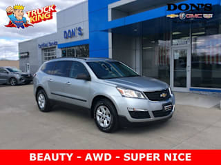 2014 Chevrolet Traverse LS 1GNKVFKD0EJ369656 2014 Chevrolet Traverse LS
