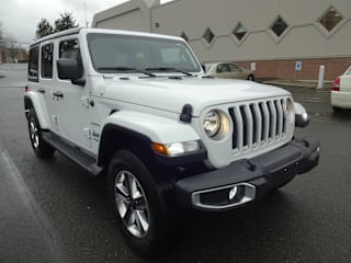 2020 Jeep Wrangler Unlimited Sahara 1C4HJXEN3LW213619 2020 Jeep Wrangler Unlimited Sahara