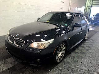 2010 BMW 5 Series 550i WBANW5C59ACT56257 2010 BMW 5 Series 550i
