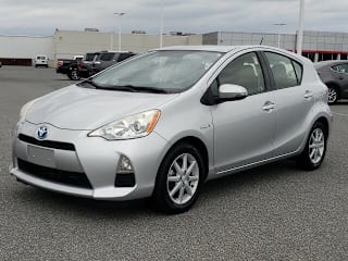 2013 Toyota Prius c Three JTDKDTB30D1542737 2013 Toyota Prius c Three