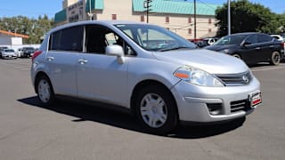 2010 Nissan Versa 1.8 S 3N1BC1CPXAL453970 2010 Nissan Versa 1.8 S