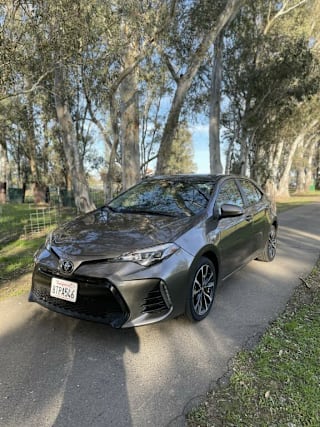 2017 Toyota Corolla 50th Anniversary Special Edition 2T1BURHE3HC867489 2017 Toyota Corolla 50th Anniversary Special Edition