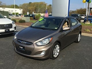 2013 Hyundai Accent KMHCU4AE7DU405933 2013 Hyundai Accent