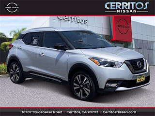 2019 Nissan Kicks SR 3N1CP5CU8KL481533 2019 Nissan Kicks SR