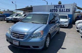 2010 Honda Odyssey LX 5FNRL3H2XAB066953 2010 Honda Odyssey LX