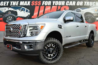 2017 Nissan Titan SL 1N6AA1E52HN510129 2017 Nissan Titan SL