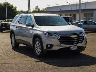 2018 Chevrolet Traverse LT Cloth 1GNERGKW8JJ213786 2018 Chevrolet Traverse LT Cloth
