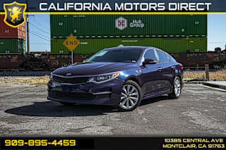 2017 Kia Optima LX 5XXGT4L30HG130177 2017 Kia Optima LX