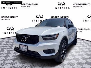 2019 Volvo XC40 T5 R-Design YV4162UM2K2152832 2019 Volvo XC40 T5 R-Design