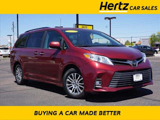 2019 Toyota Sienna XLE 8-Passenger 5TDYZ3DC1KS984046 2019 Toyota Sienna XLE 8-Passenger