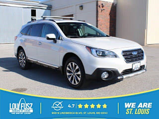 2017 Subaru Outback 3.6R Touring 4S4BSETC0H3377908 2017 Subaru Outback 3.6R Touring