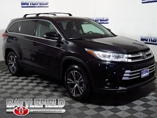 2018 Toyota Highlander LE 5TDBZRFH7JS893315 2018 Toyota Highlander LE