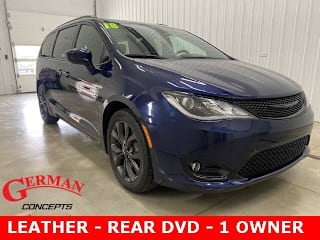 2018 Chrysler Pacifica Touring L Plus 2C4RC1EG0JR255409 2018 Chrysler Pacifica Touring L Plus